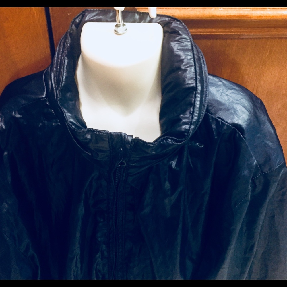 GAP: boy rain jacket GREAT IN RAINY SPRING WEATHER