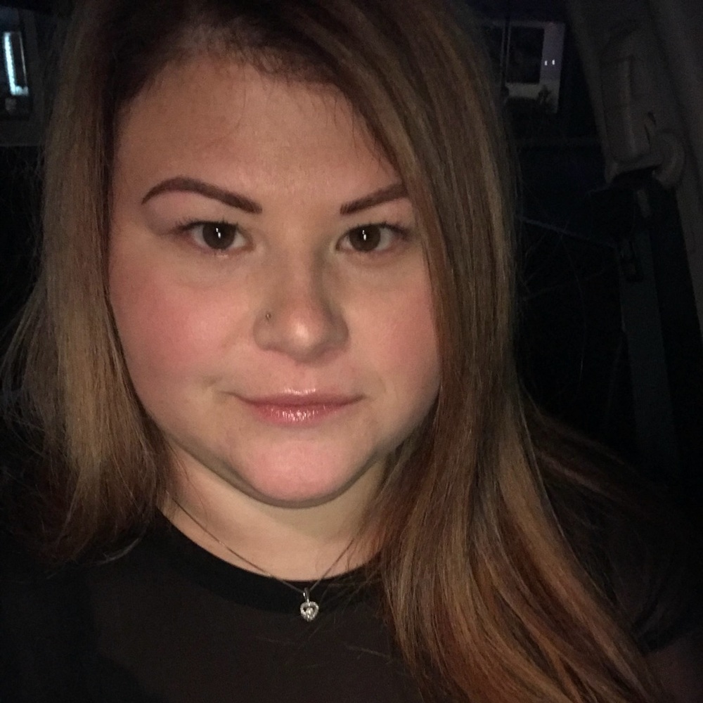 Meet your Posher, Nicole