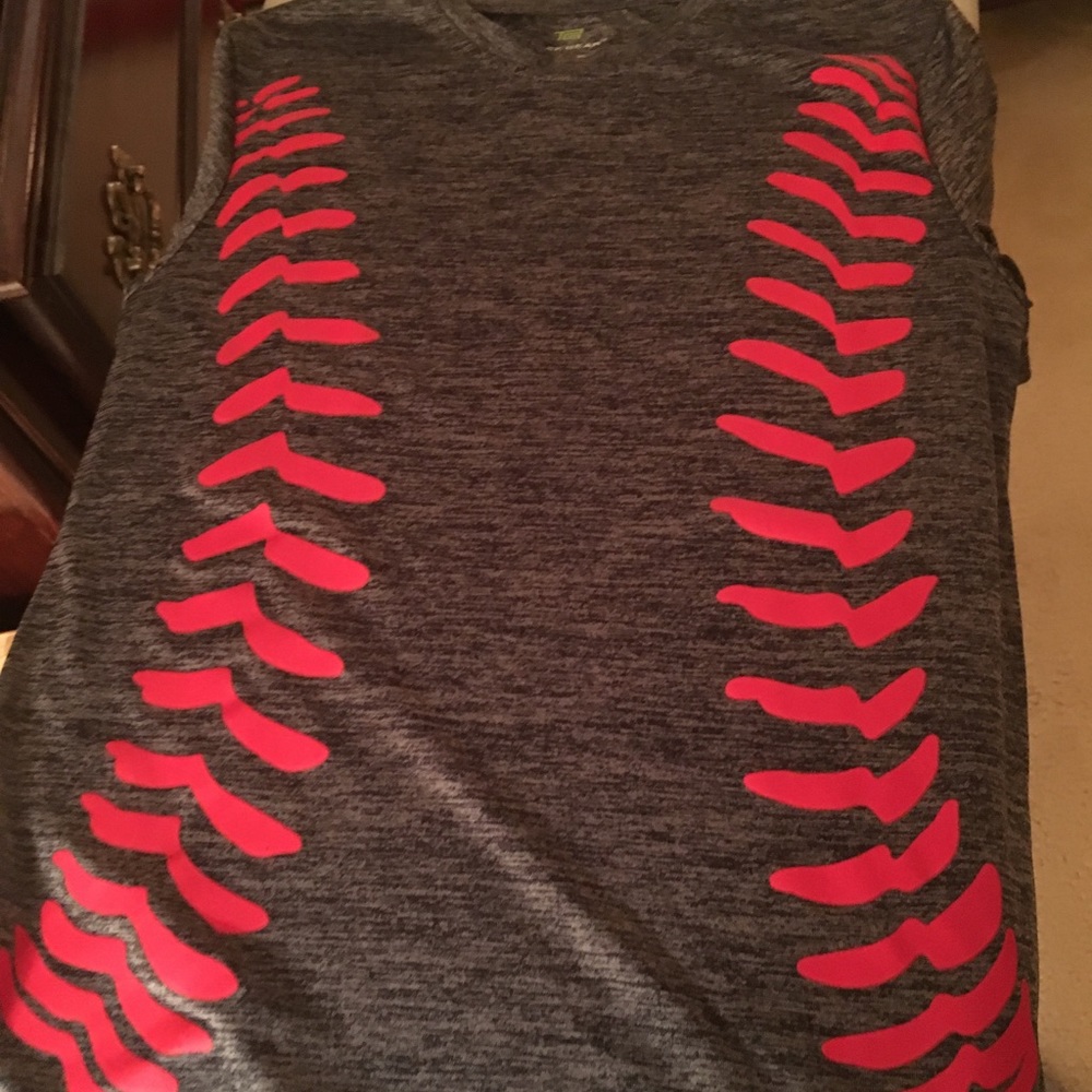 Tek Gear Boys T-shirt size Small (8)