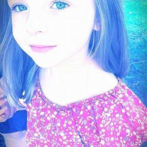 Meet your Posher, Edithmichael