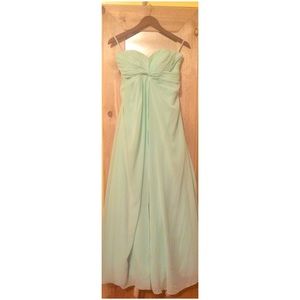 Sleeveless sweetheart lined mint full length dress