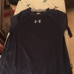 Under Armour Boys T-shirt size Medium