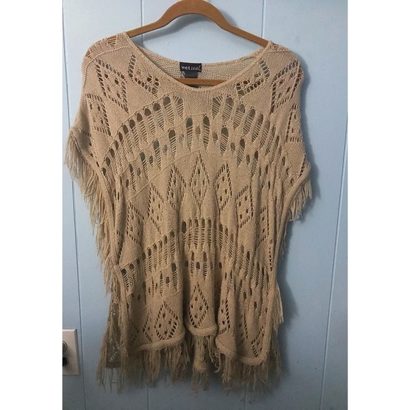 Tan boho poncho - Picture 3 of 4