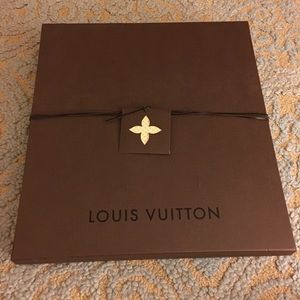 Authentic Louis Vuitton neverfull bag box
