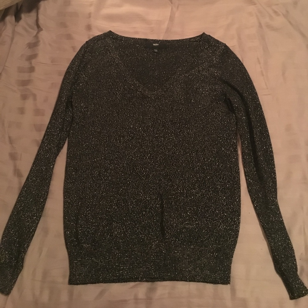 Black with gold glitter V-neck long sleeved