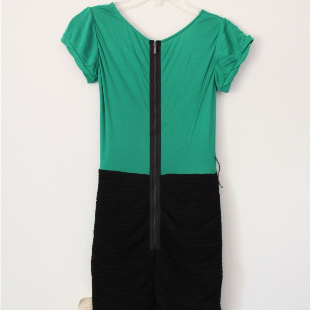 BCBGMAXAZRIA Colorblock Dress - Picture 5 of 8