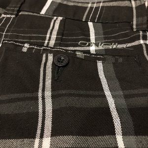 USED O’NEILL MENS Shorts. Size 32.