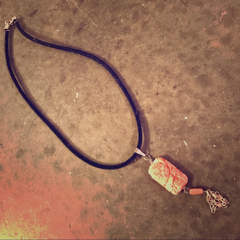 Coral 🌹 and bird pendant on black cord!