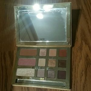 Graveyard Girl Swamp Queen  palette