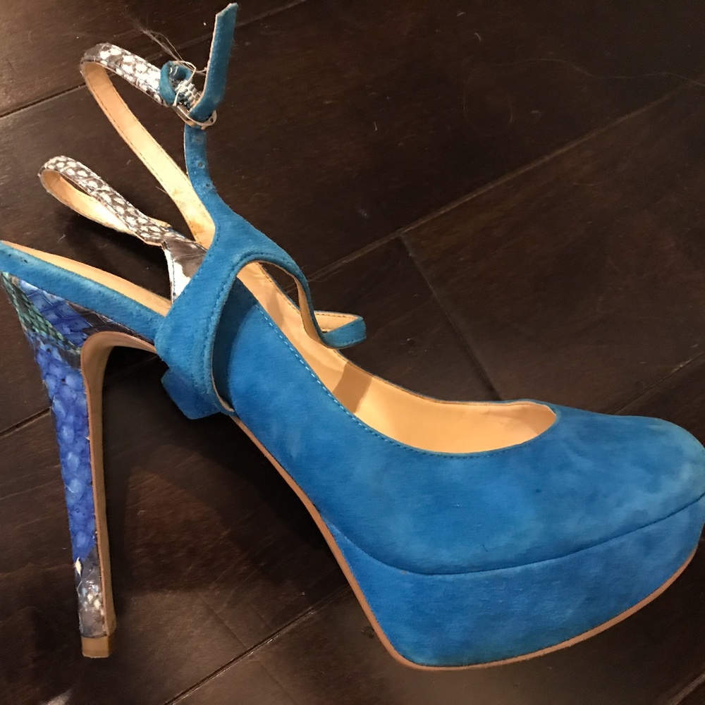 Ivanka Trump blue suede heels w/ blue snake skin