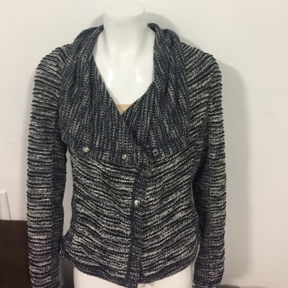 π Forever 21π sweater color Blue size Small - Picture 3 of 5
