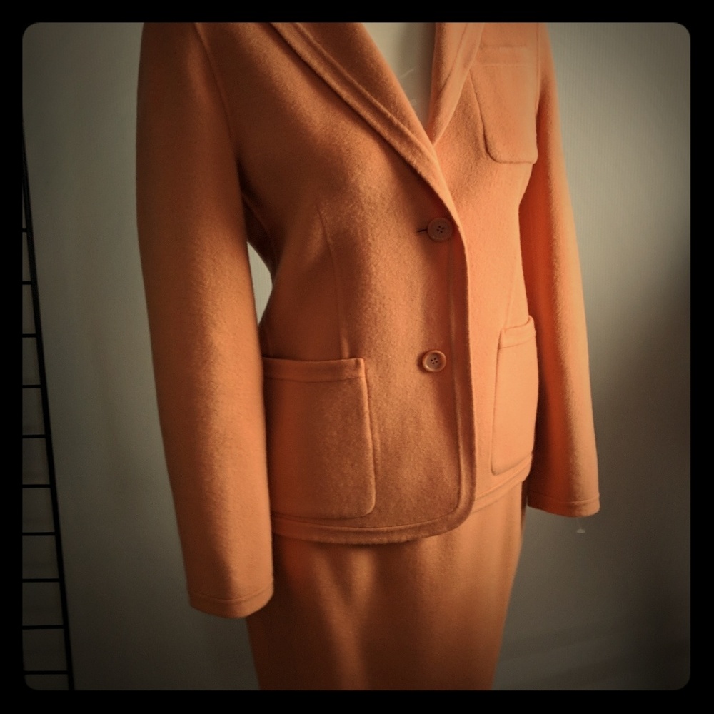 Jax Peach colored Wool Suit size 6 new