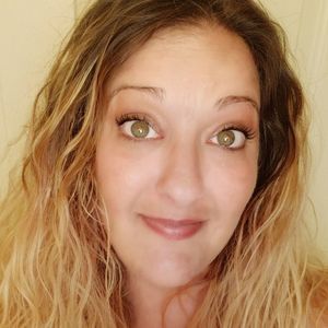 Meet your Posher, Cori