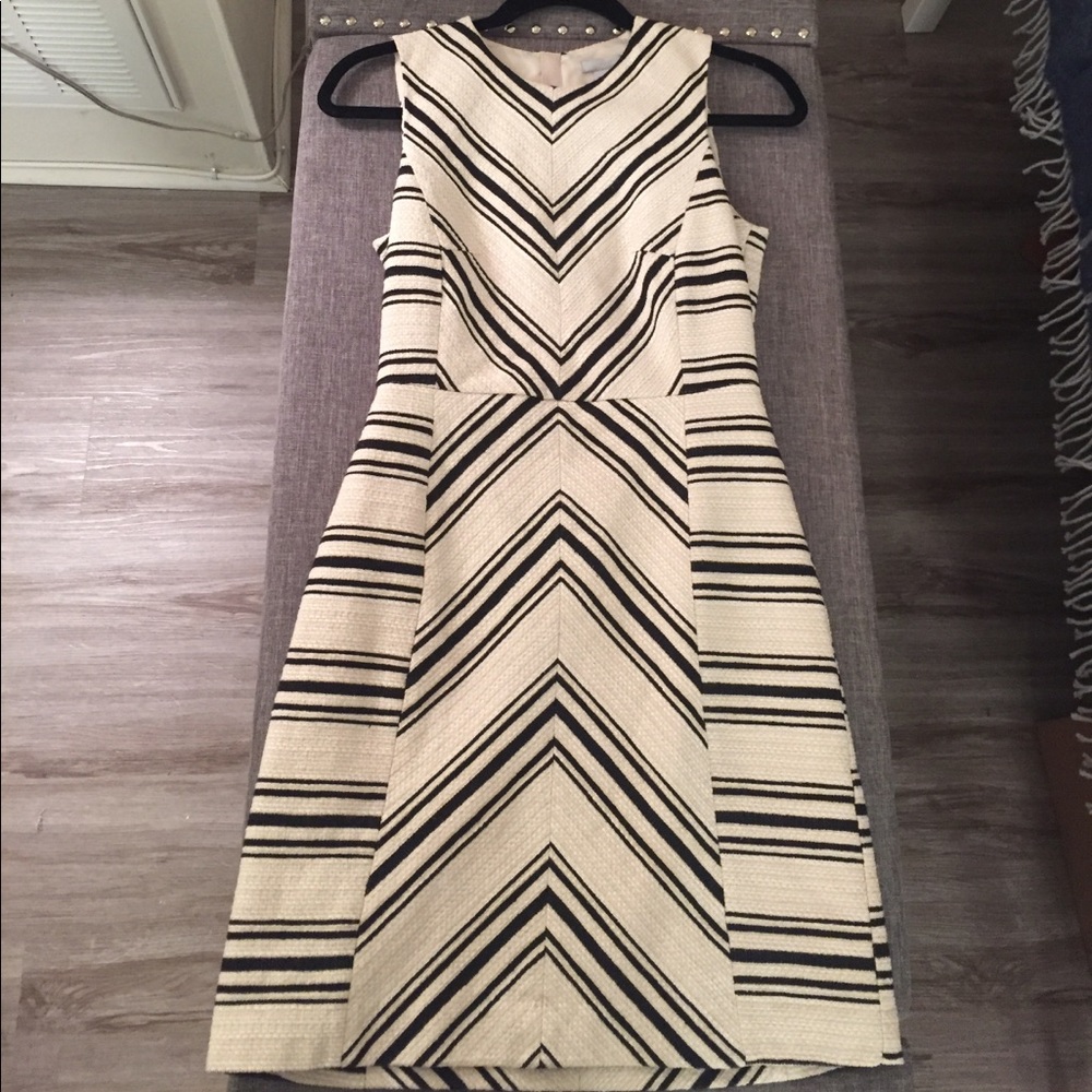 H&M Work Black and Cream Patterned Shift Dress