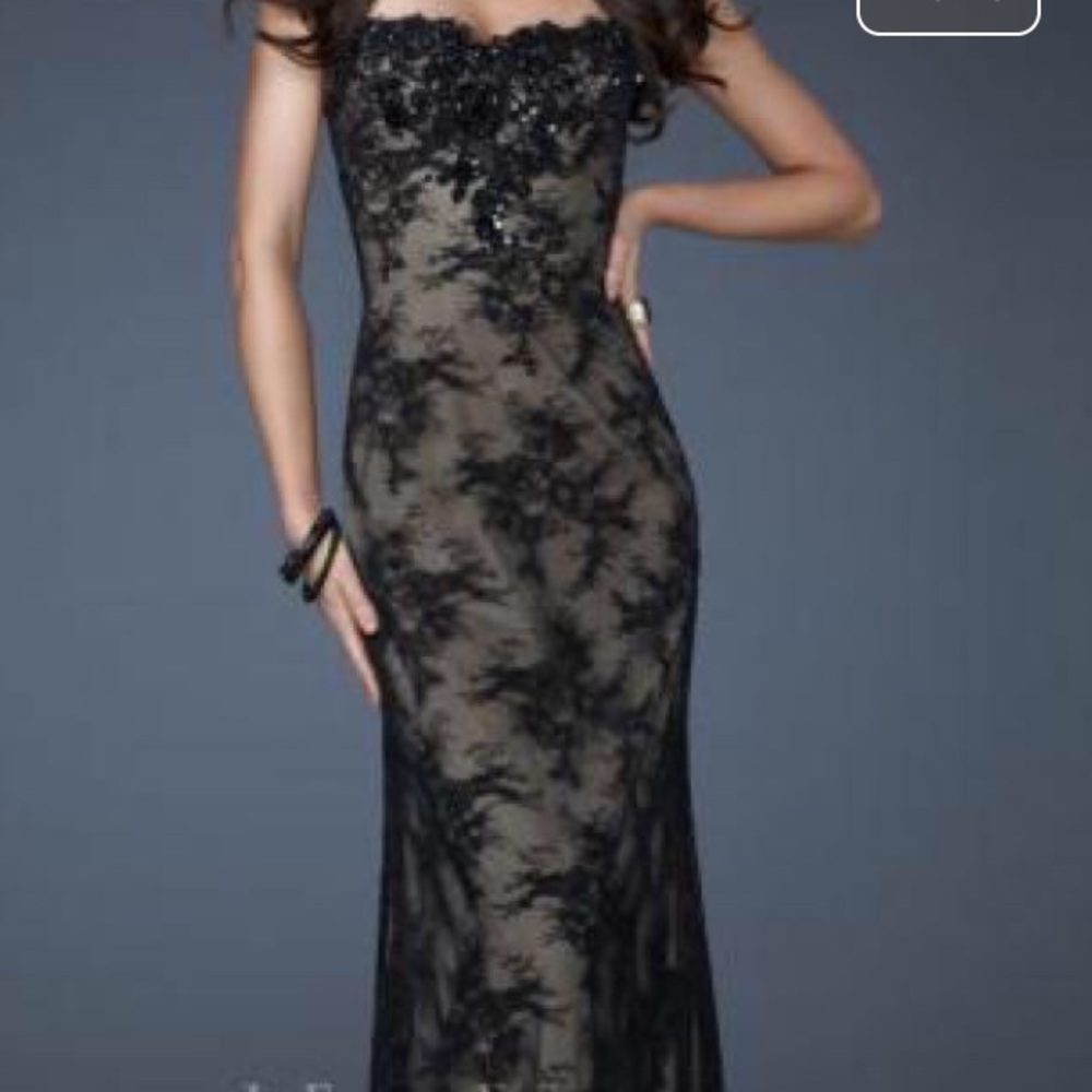 Beautiful black lace, beaded and sequins dress
