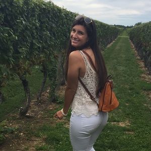 Meet your Posher, Erica