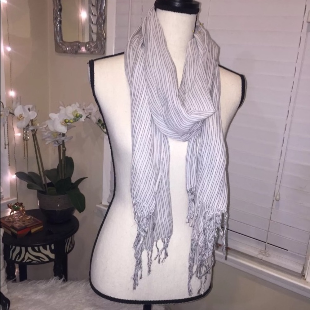 Stylish cozy Scarf