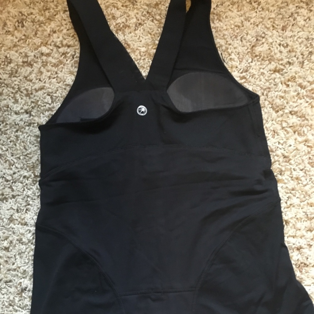 Work out top - Picture 2 of 2