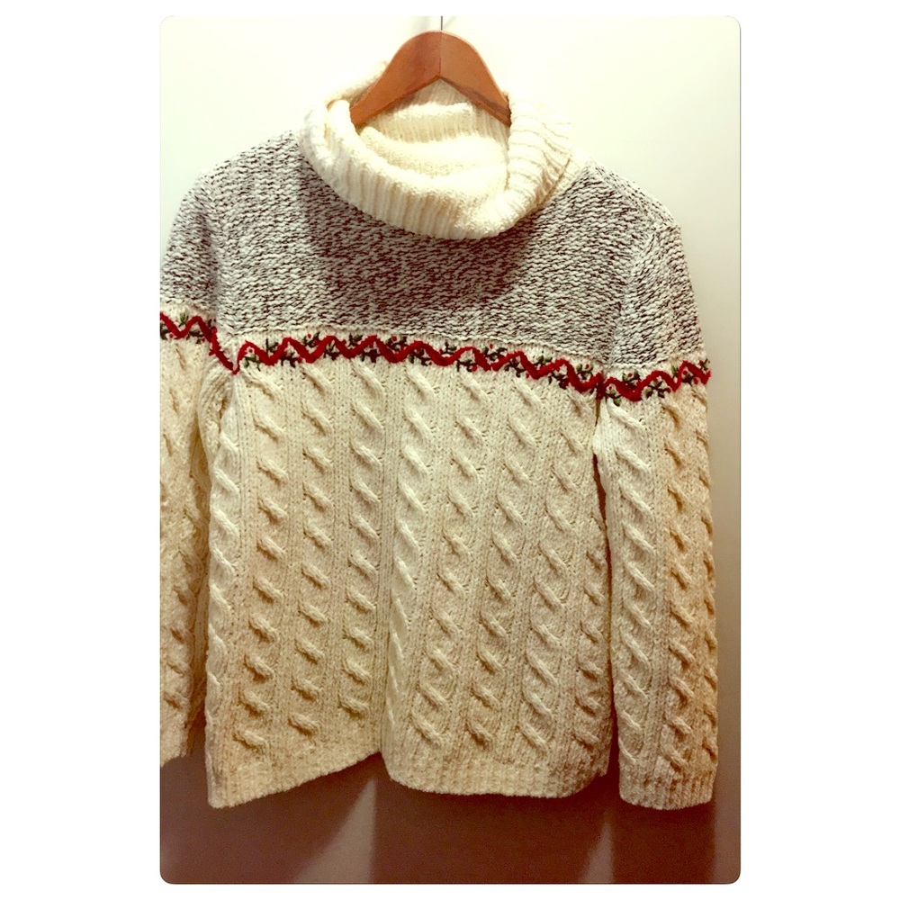 Liz Claiborne holiday sweater knitted