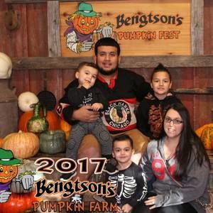 Meet your Posher, Cesar