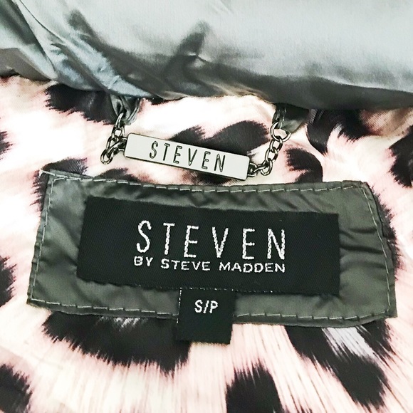 Last one Sz S 🌹Steve Madden hooded down coat - Picture 6 of 7
