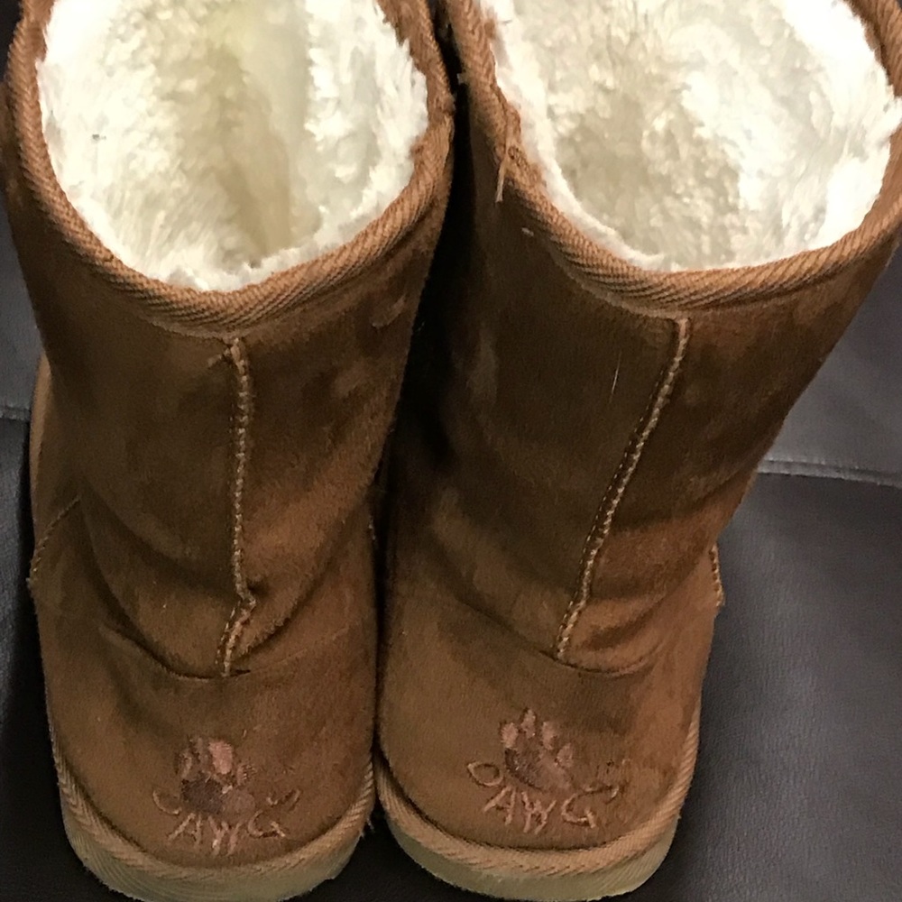 Boots - Picture 2 of 2