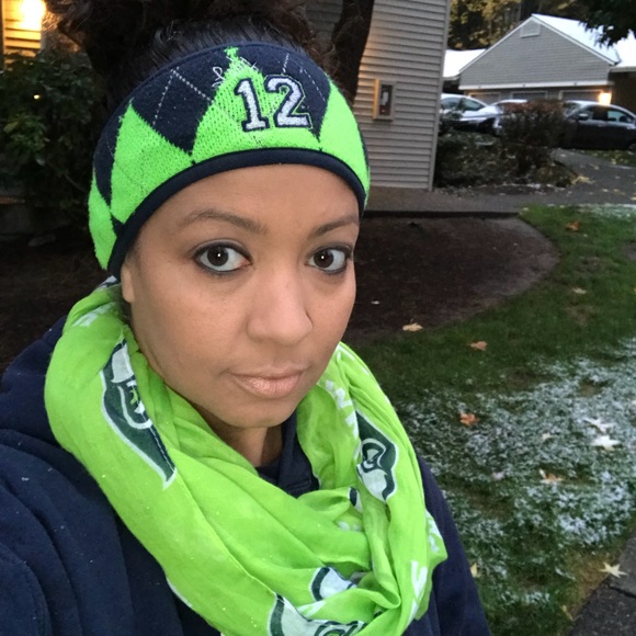 Meet your Posher, Cesily - Picture 3 of 6