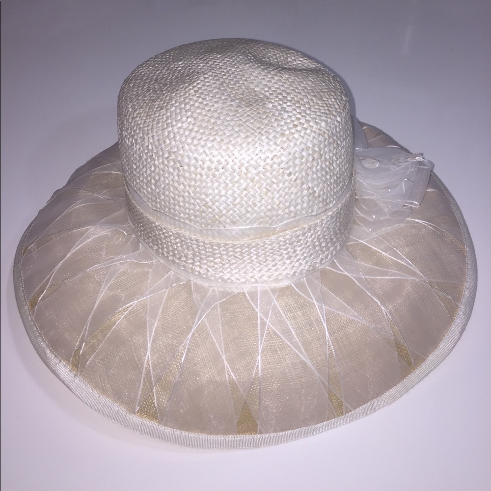 NWOT Charter Club Derby hat