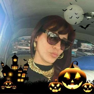 Meet your Posher, Yuliet