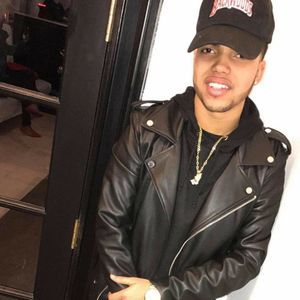 Meet your Posher, Marky