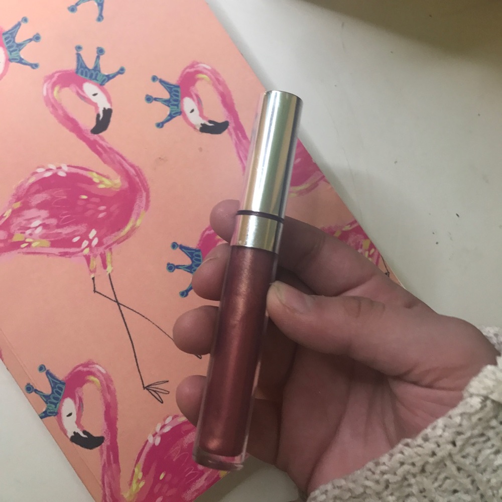 colourpop ultra glossy lip gloss🌹