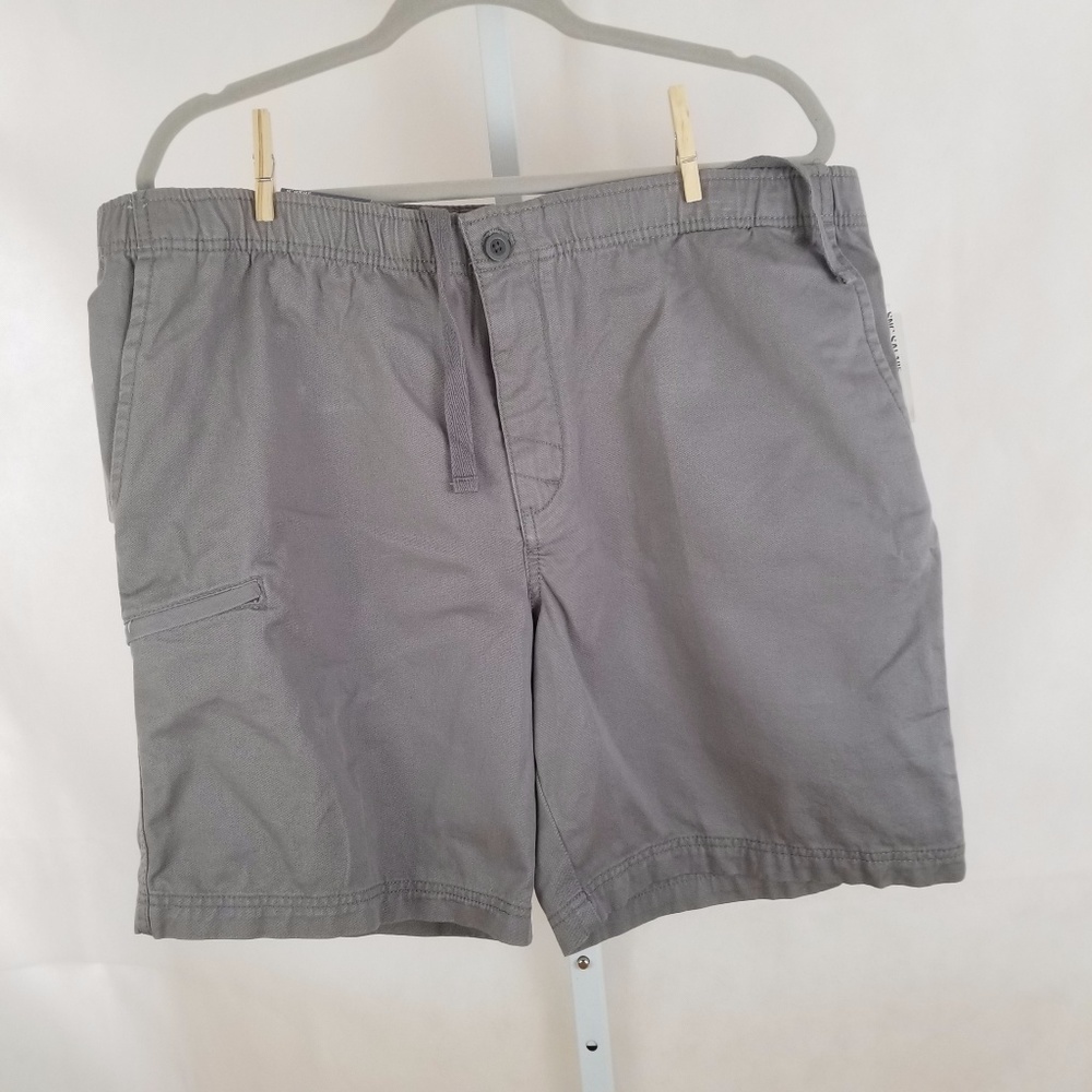 NWT Men's IZOD Mens Cargo Shorts Smoked Size 38W