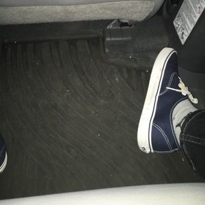 Meet your Posher, Joshua