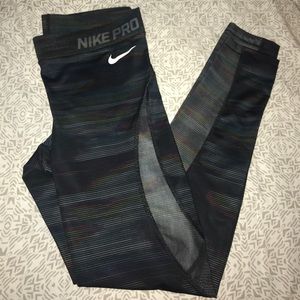 NWOT Women’s Nike pro hypercool training tights