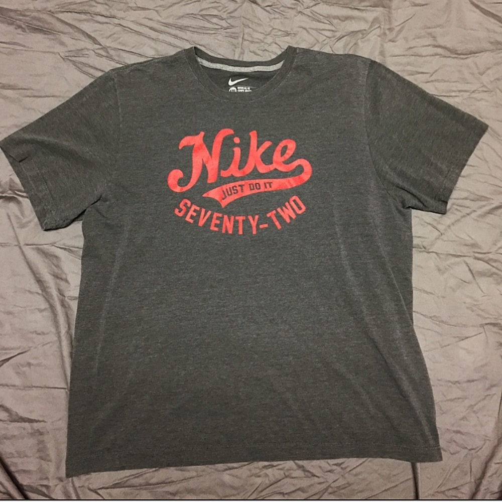 Nike Regular Fit T-Shirt