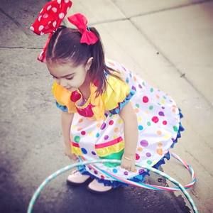 Meet your Posher, Thalia