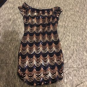 Blue and gold dress (brand privy)