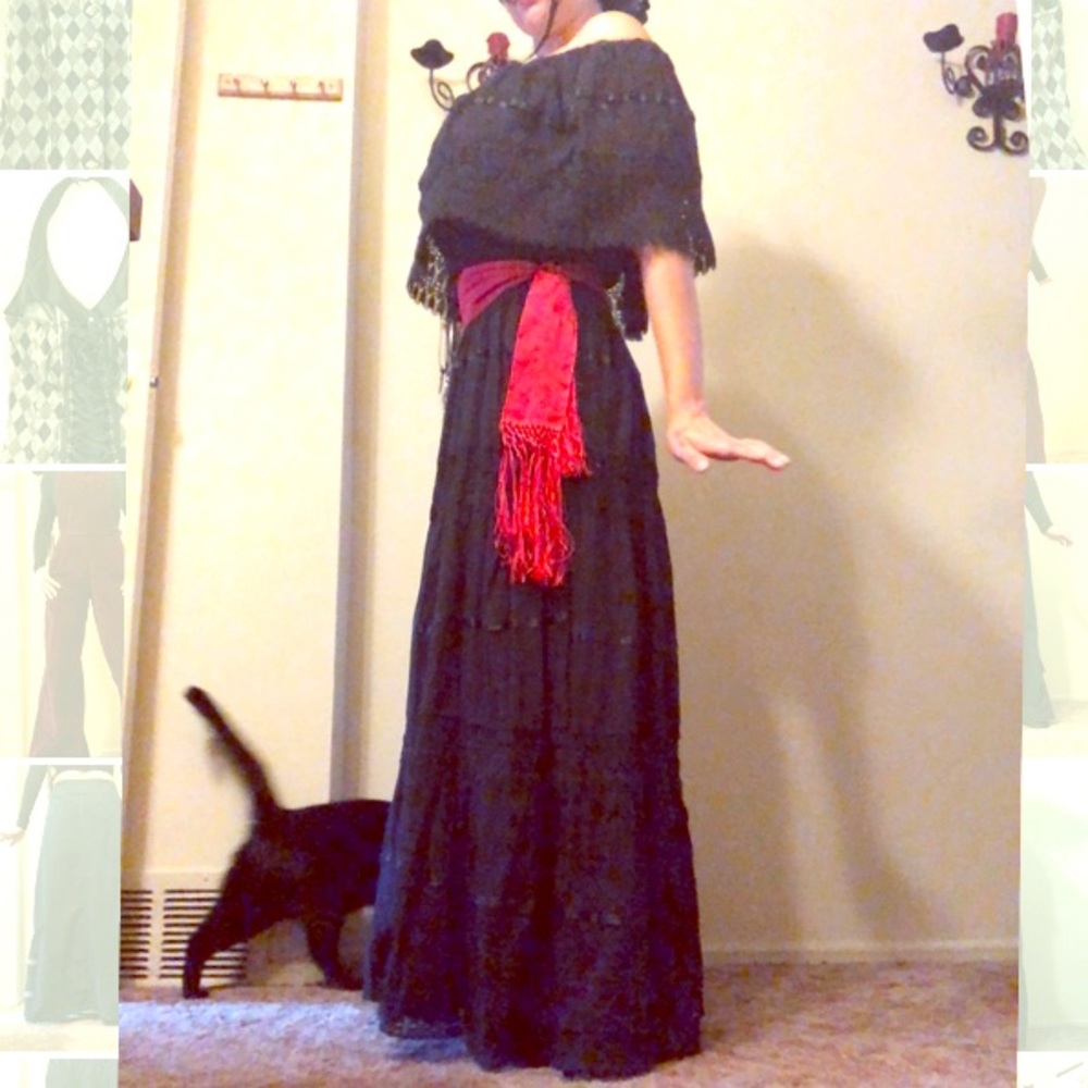 Off the Shoulder Traditional Mexican Dress