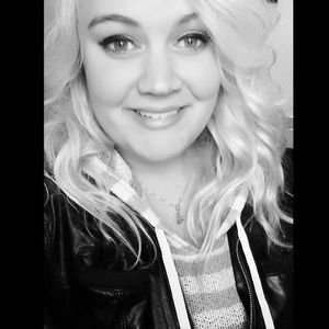 Meet your Posher, Dani