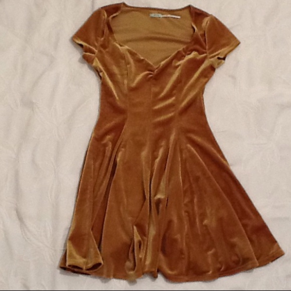 Kimchi Blue gold/green sweetheart velvet dress xs