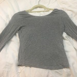 BRANDY MELVILLE long sleeve crop top