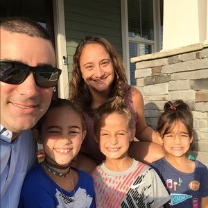 Meet your Posher, Andrea