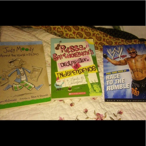 Kids Books - Picture 1 of 1