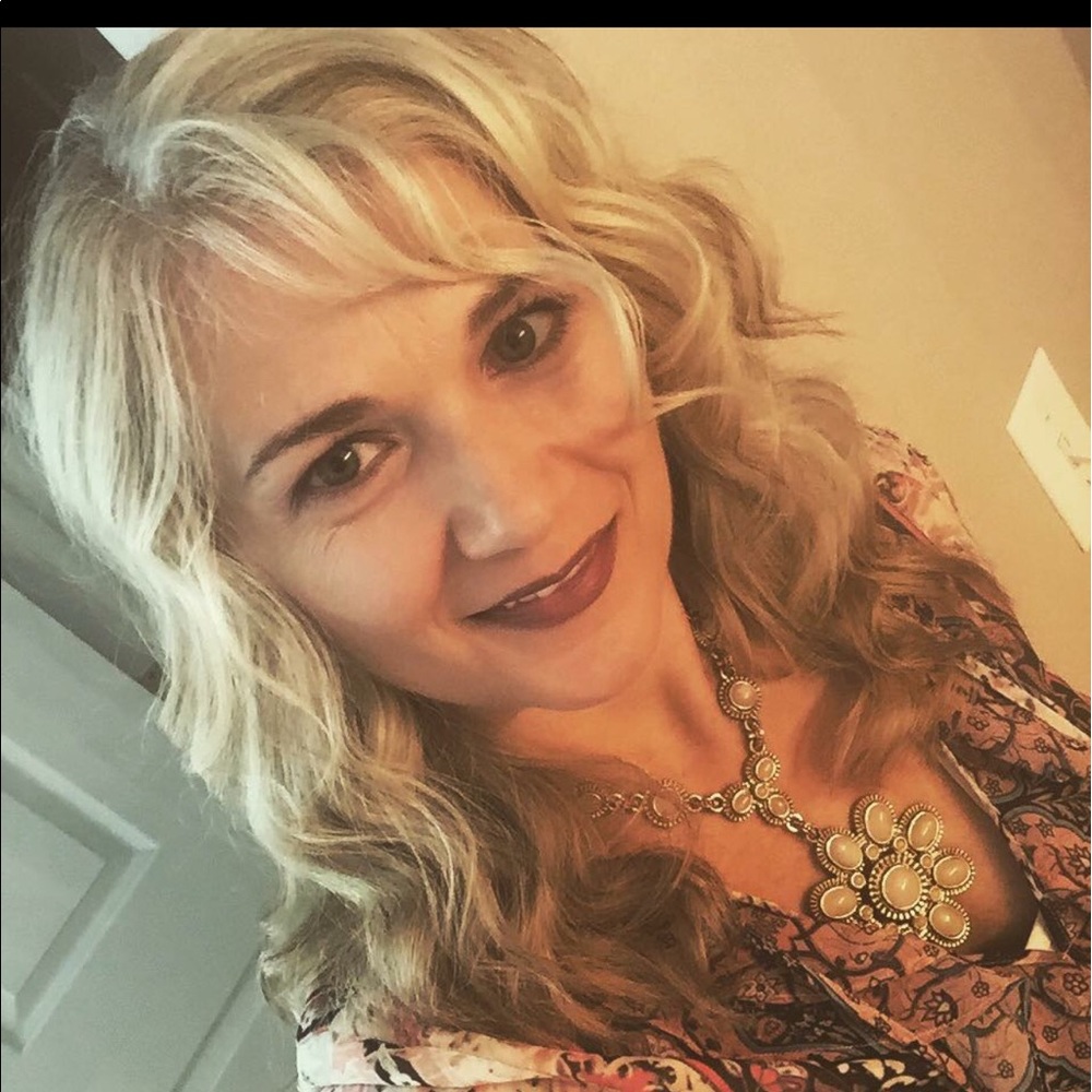 Meet your Posher, Natalie