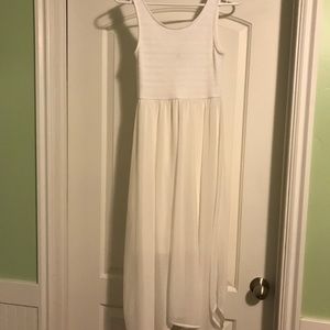 Beautiful like-new white, flowy midi dress