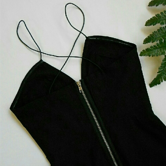 The Stella Deep V Bodycon Dress - Picture 7 of 7