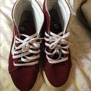 High top burgundy Vans