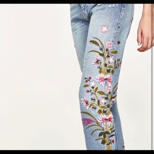 Zara embroidered jeans! NWOT