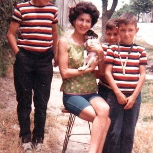 Meet your Posher, Lynn