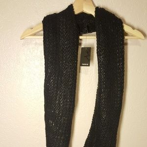 Unisex torrid scarf